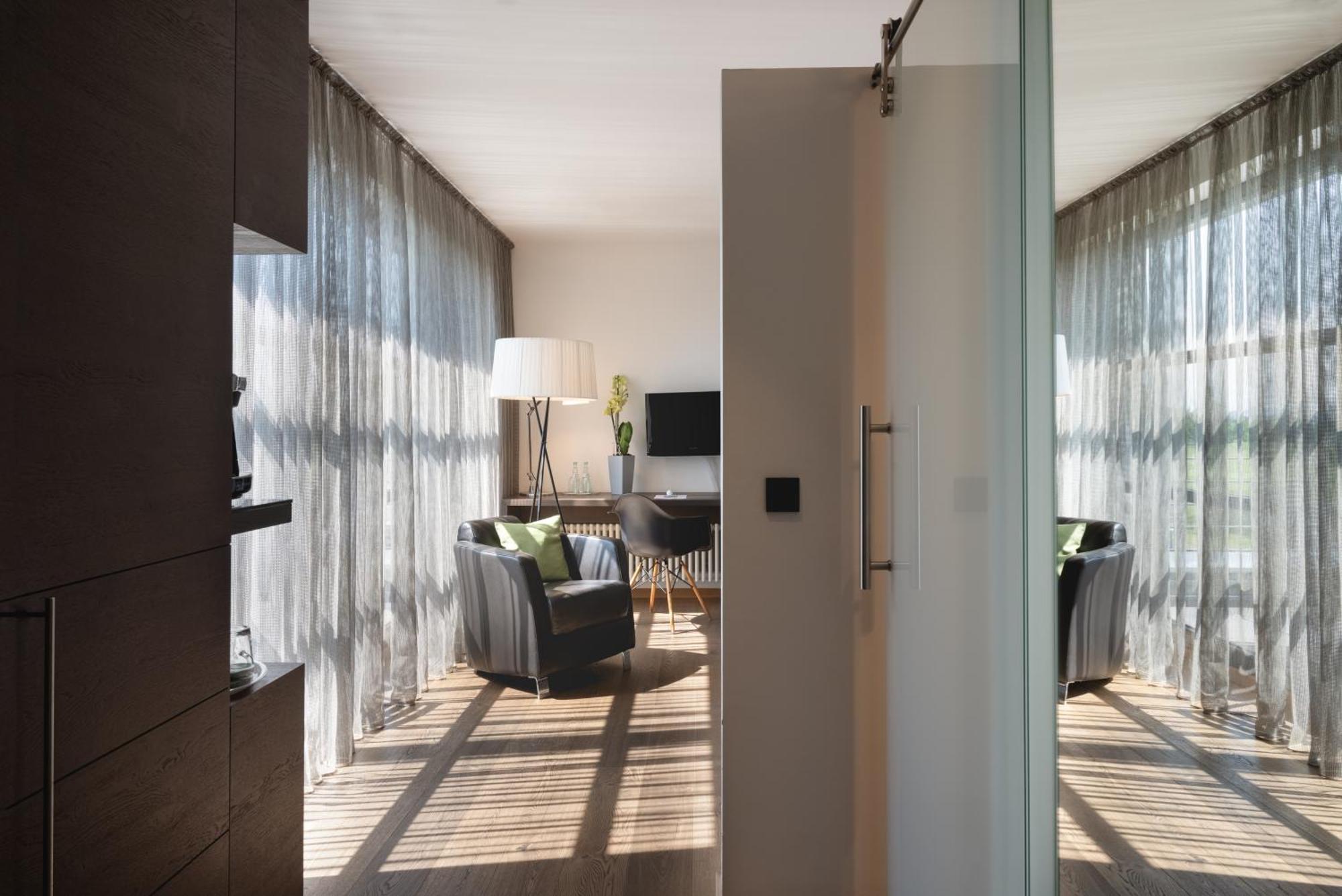 Golfhotel Gut Neuenhof Fröndenberg Εξωτερικό φωτογραφία